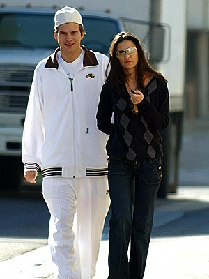 Illustration for article titled Celebrity Rumors Planted By Ashton Kutcher